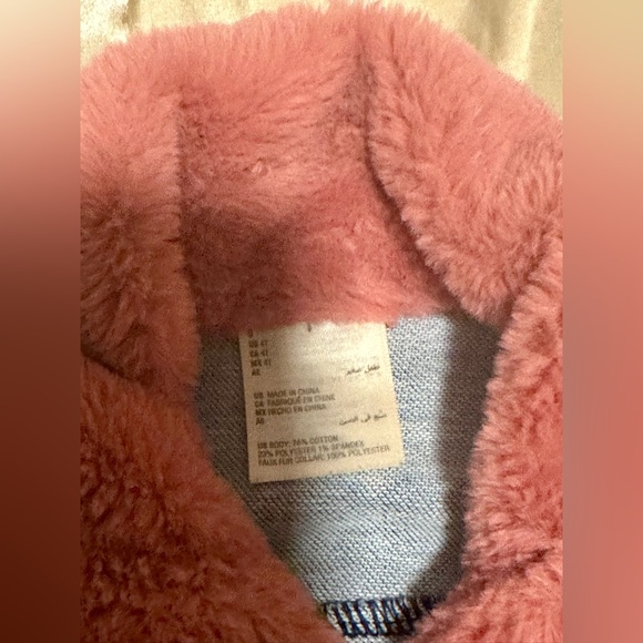 Loved Toddler Girls Faux Fur Collar Denim Jacket (girls, size 4T) - Picture 2 of 4